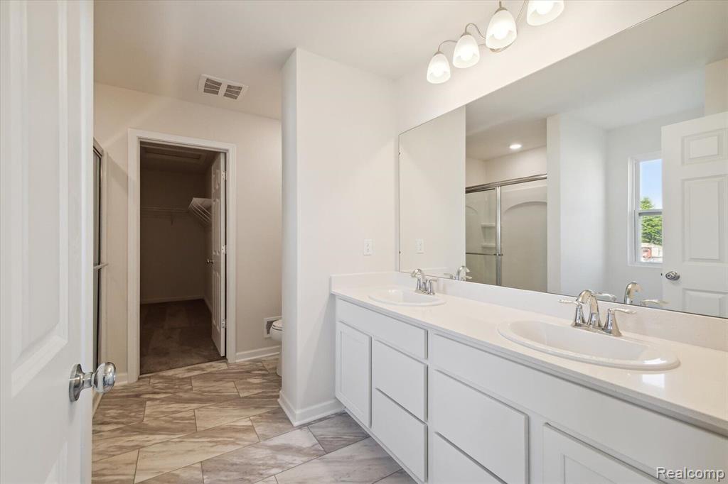 724 Knollwood Bend, Chelsea, MI 48118 — Photo 14