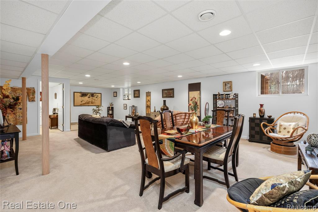7026 Daventry Woods Drive, West Bloomfield, MI — Photo 45