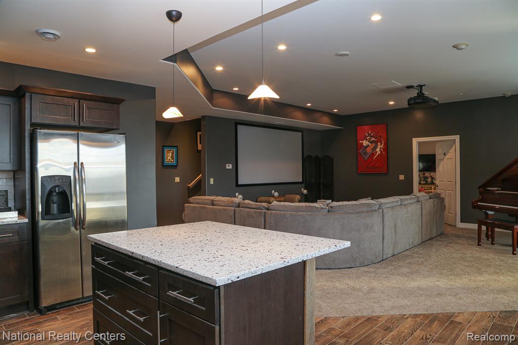 4888 INDIAN CREEK Drive, Jackson, MI 49201 — Photo 37