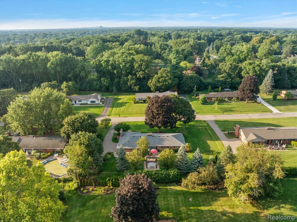 960 N Reading Road, Bloomfield Hills, MI 48304 — Photo 41