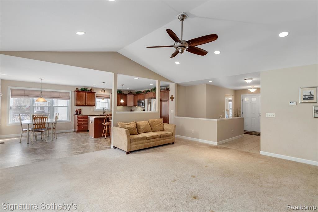 8392 PARKRIDGE Drive, Dexter, MI 48130 — Photo 9