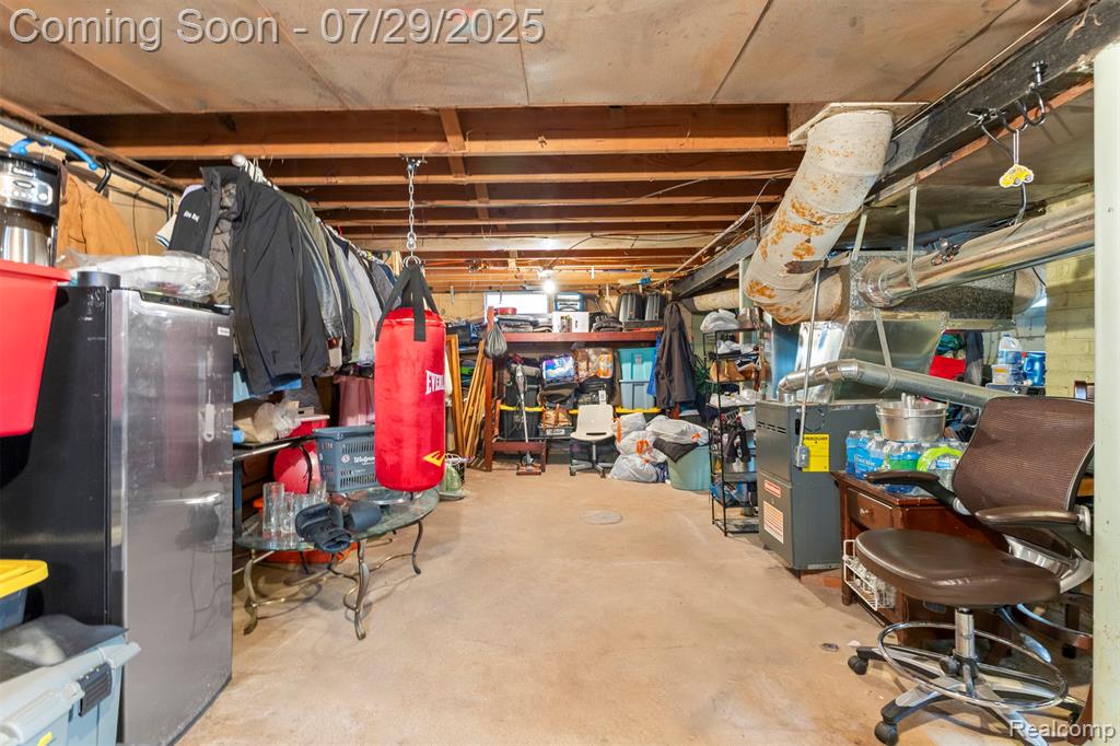 6136 Brace Street, Detroit, MI 48228 — Photo 29