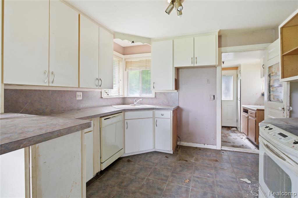 48441 N Territorial Road, Plymouth, MI 48170 — Photo 7