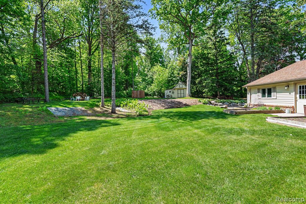 2080 Teggerdine Road, White Lake, MI — Photo 36