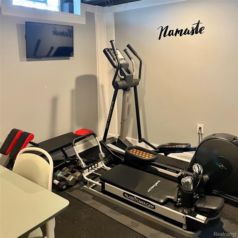 19020 Fairway Street, Livonia, MI, 48152