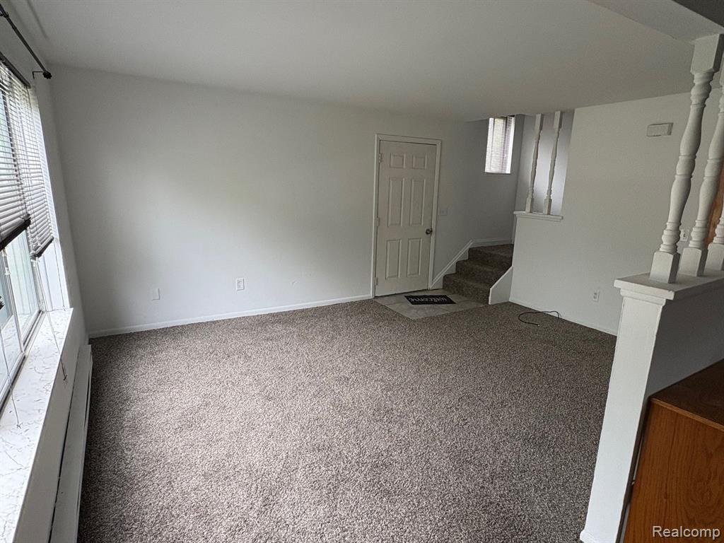 5 PARK Street, Oxford, MI 48371 — Photo 4