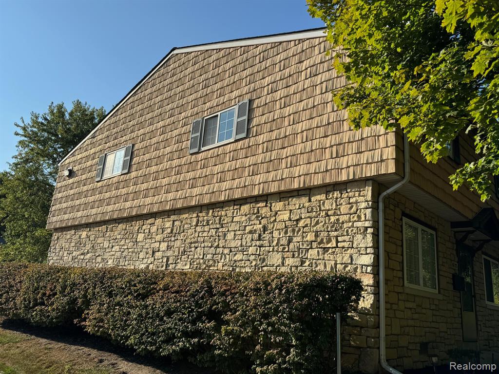 16373 TERRACE VILLAGE Drive, Taylor, MI 48180 — Photo 2