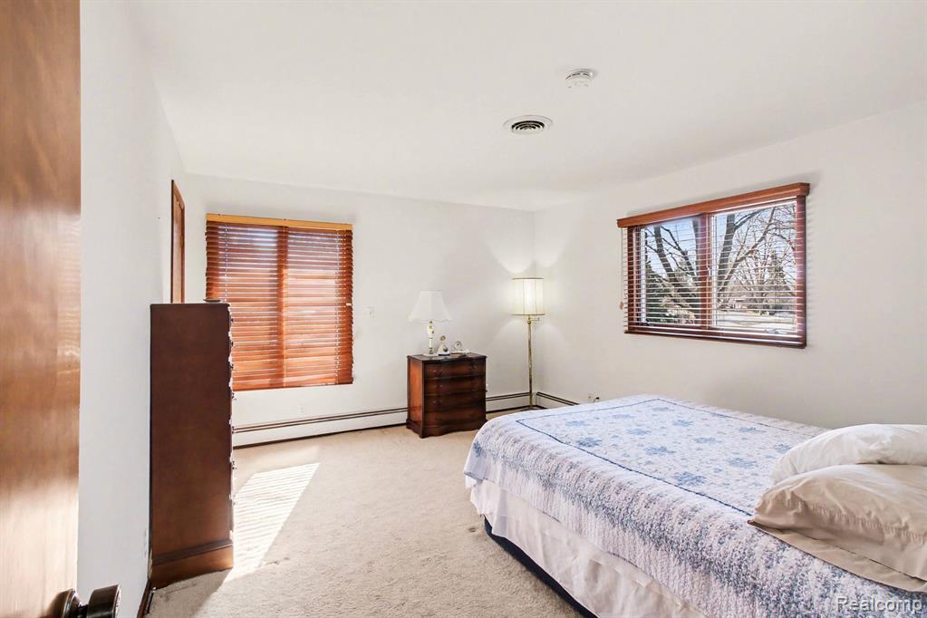 8783 SKYLANE Drive, Brighton, MI 48114 — Photo 11