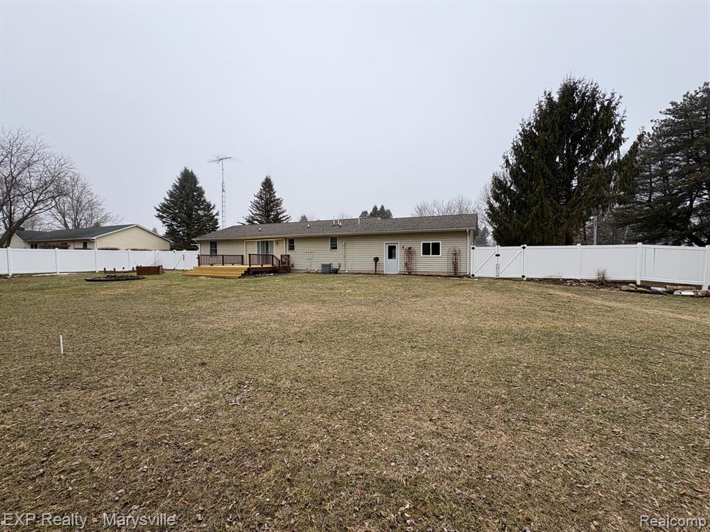100 Hickory Lane, Yale, MI 48097 — Photo 11