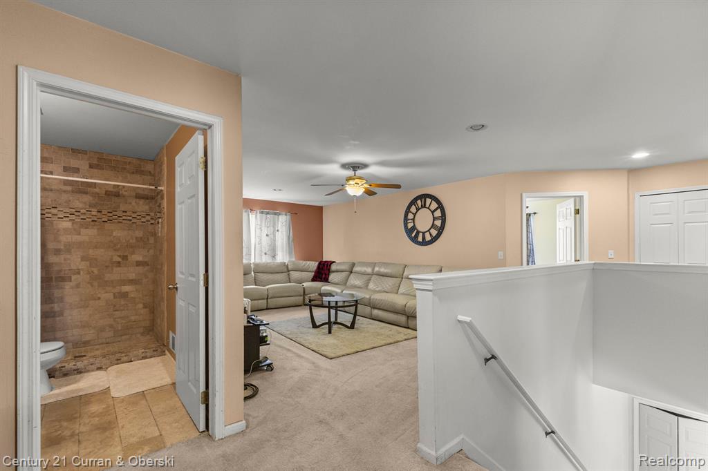 13765 COUNTRY WALK Boulevard, Belleville, MI 48111 — Photo 15