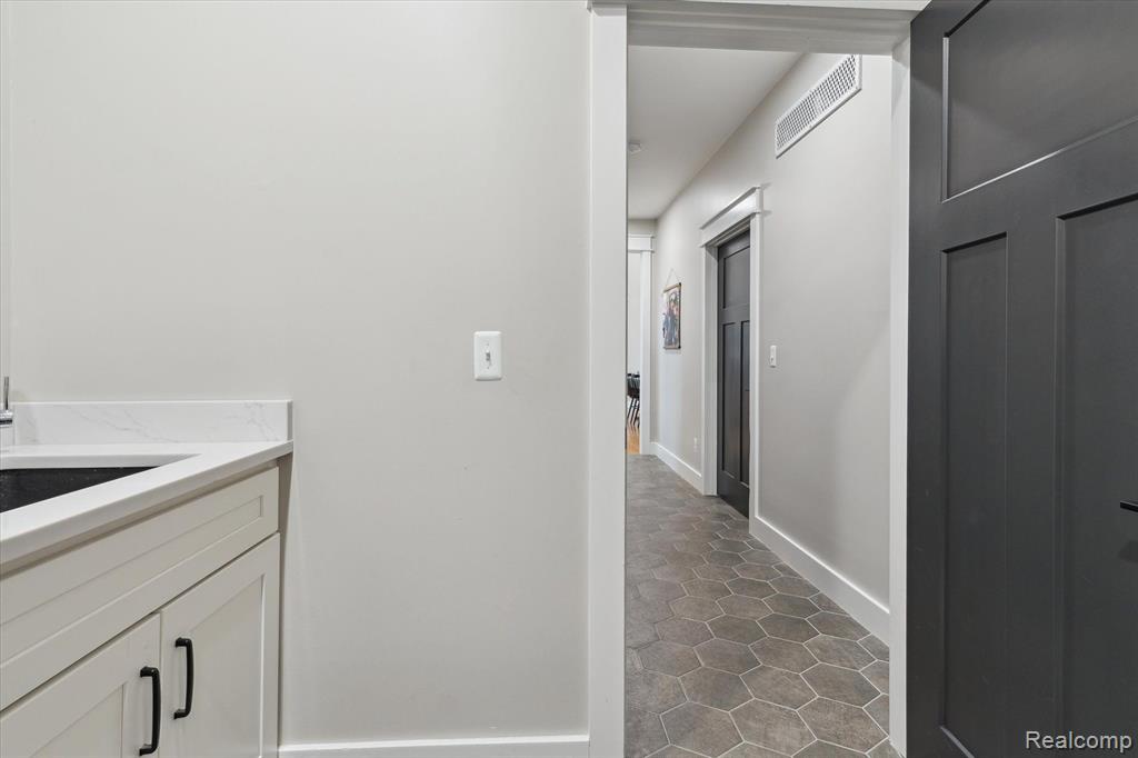 5173 June Drive, Almont, MI 48003 — Photo 32