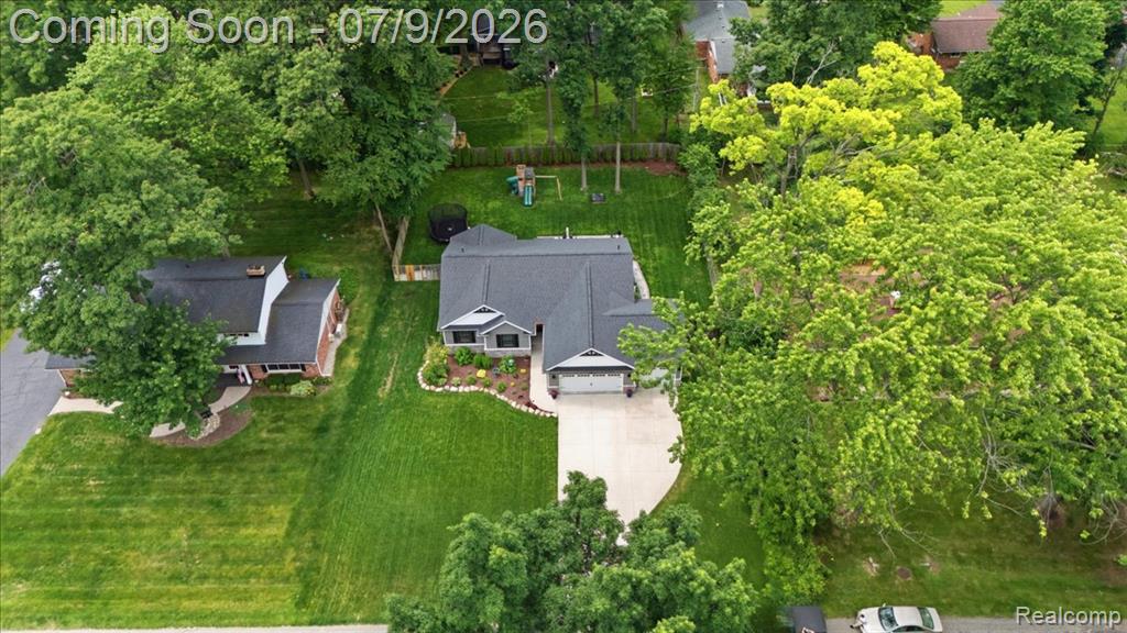 5915 Chickadee Lane, Clarkston, MI — Photo 2