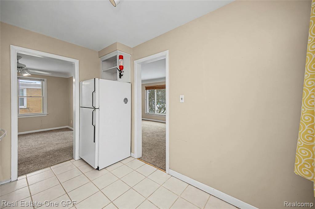 506 W 12 Mile Road, Royal Oak, MI 48073 — Photo 31