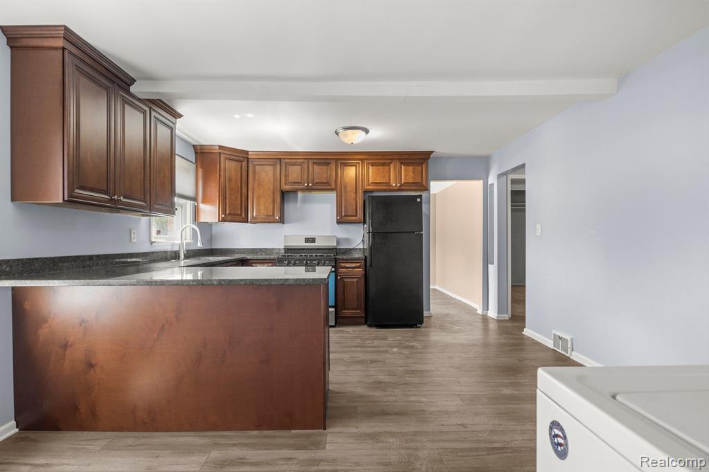 4033 AGNES Avenue, Lincoln Park, MI 48146 — Photo 19
