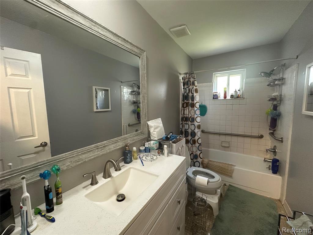 6023 Gilman Street, Garden City, MI — Photo 12