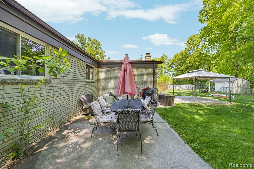 31720 Kelly Road, Roseville, MI 48066 — Photo 41
