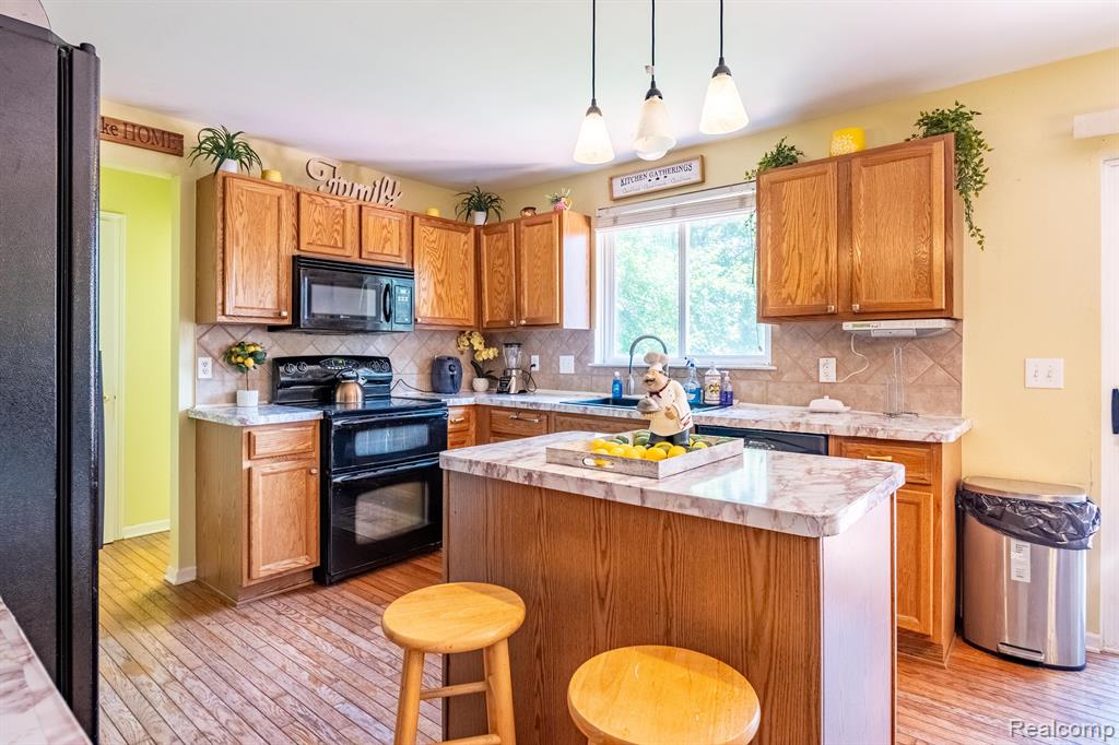 6035 MAPLEVIEW Lane, Ypsilanti, MI 48197 — Photo 3