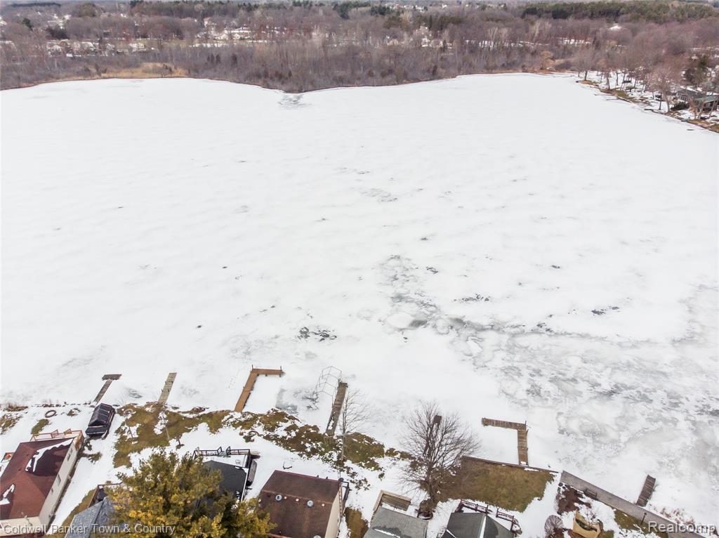 2705 Melvin Drive, Pinckney, MI 48169 — Photo 26