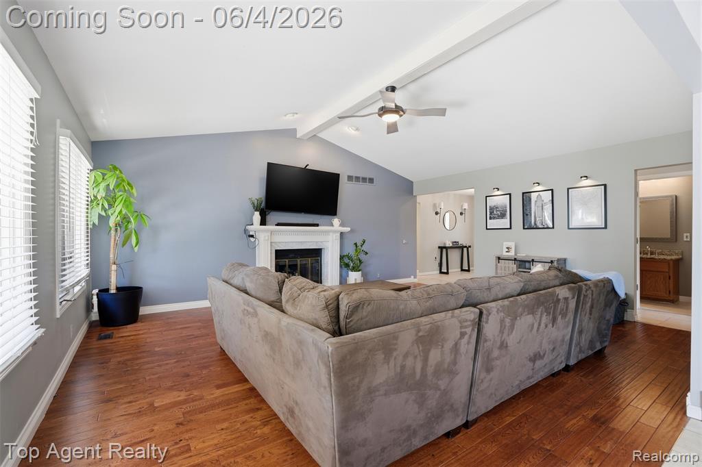 46519 Donahue Avenue, Macomb, MI 48044 — Photo 11