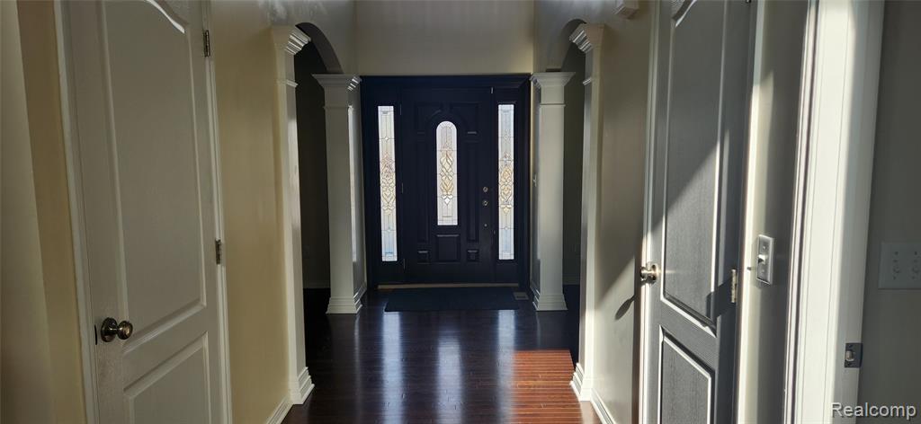 42849 Saint James Court, Sterling Heights, MI 48314 — Photo 10