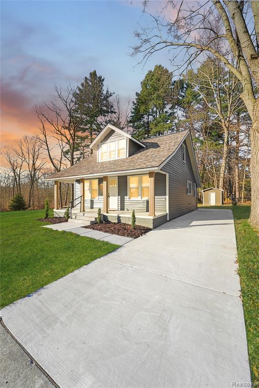 8659 Essex Avenue, Warren, MI 48089 — front exterior