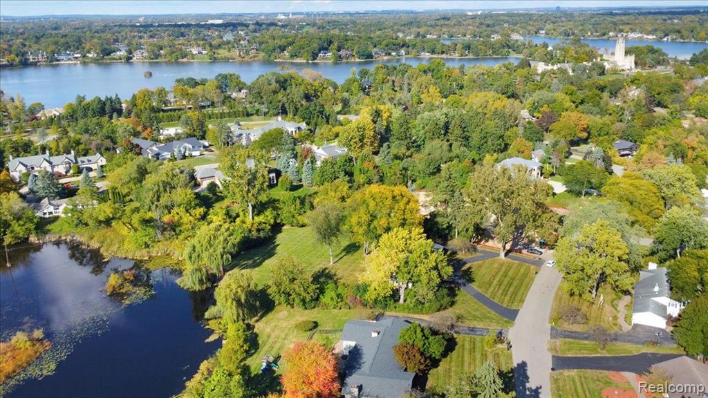 4316 PINE TREE Trail, Bloomfield Hills, MI 48302 — Photo 45
