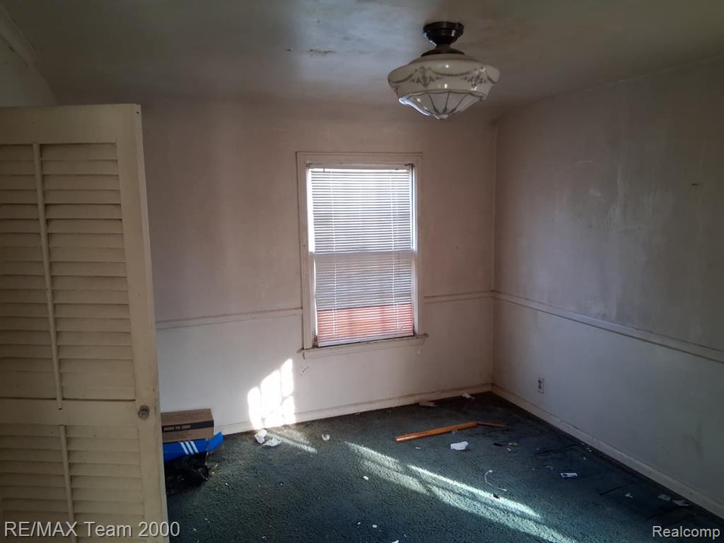 19211 Pierson Street, Detroit, MI 48219 — Photo 14