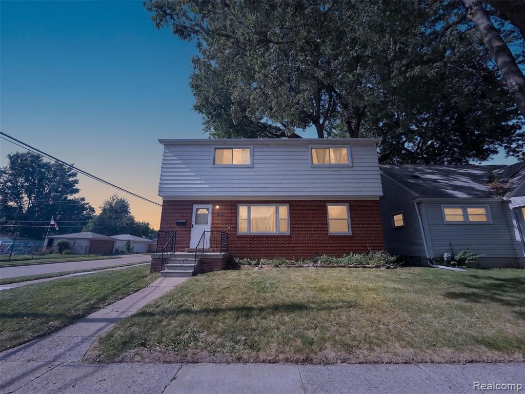 1705 E Granet Ave, Hazel Park MI listing photo by Jay Shah