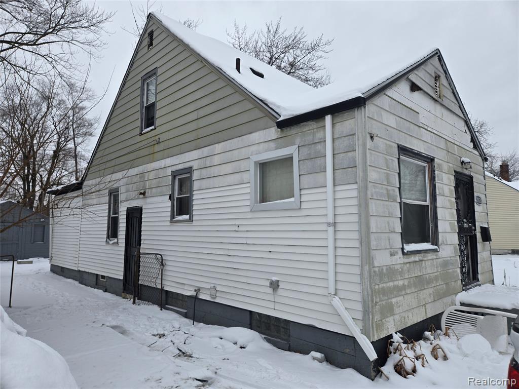 20521 Strasburg Street - Photo 3