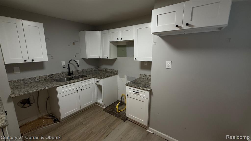 648 W HAZELHURST Street, Ferndale, MI 48220 — Photo 30