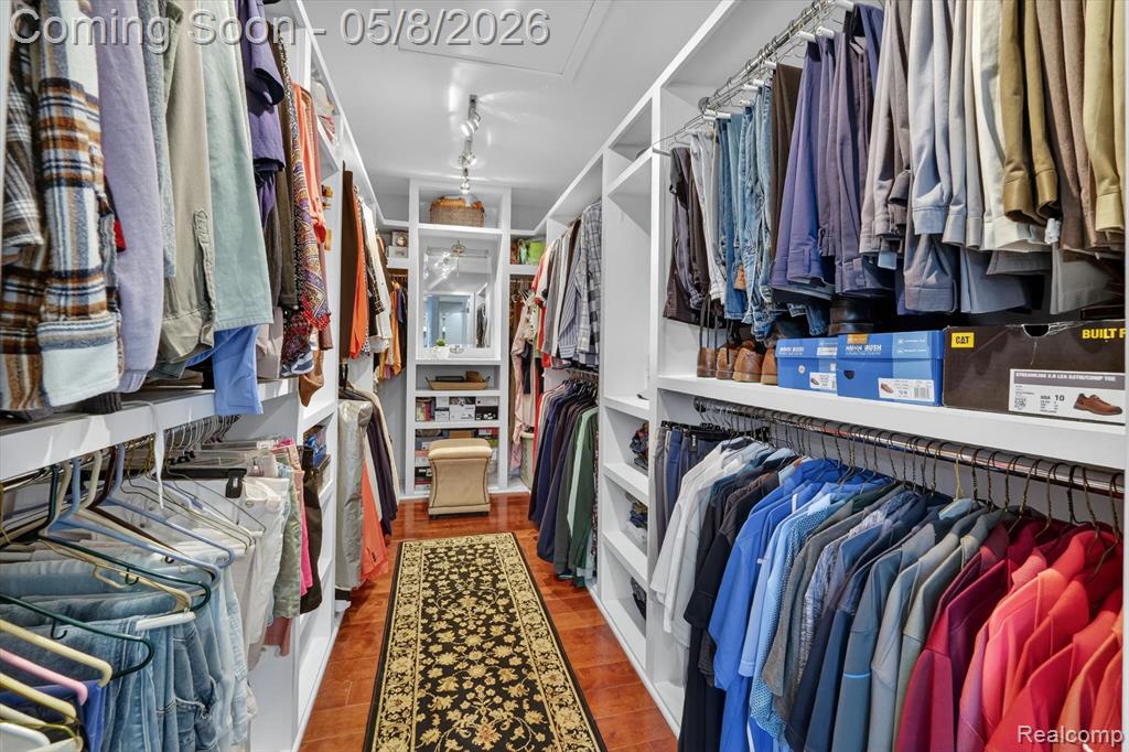 4455 Driftwood Drive, Commerce Twp, MI 48382 — Photo 17