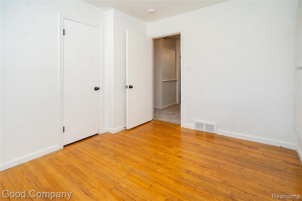 19915 Shady Lane Avenue, Saint Clair Shores, MI 48080 — Photo 14