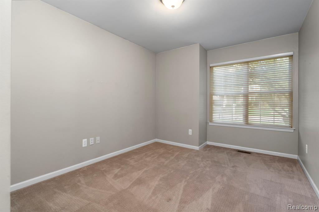9438 Appleview Court, Brighton, MI 48116 — Photo 27