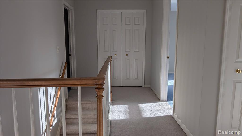 4912 OAK RIVER Drive, Troy, MI 48098 — Photo 40