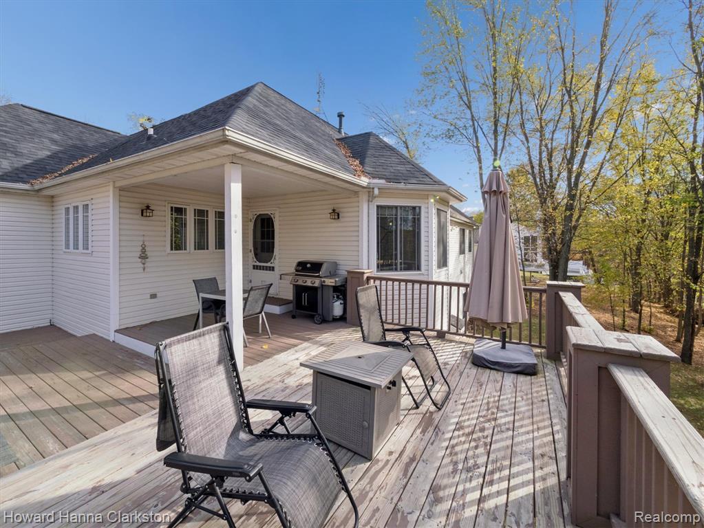 1688 Nelson Drive, Lapeer, MI 48446 — Photo 49