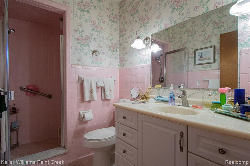 4926 E 12 Mile Road, Warren, MI 48092 — Photo 13