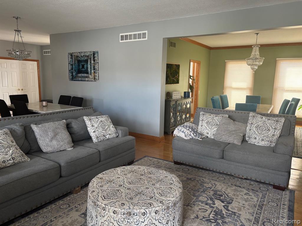 15347 Drysdale Street, Southgate, MI 48195 — Photo 12