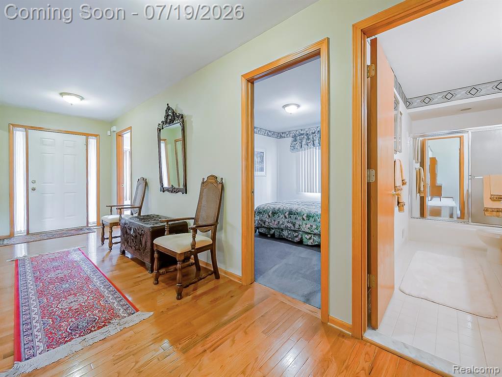 43461 Pointe Drive, Clinton Twp, MI 48038 — Photo 17