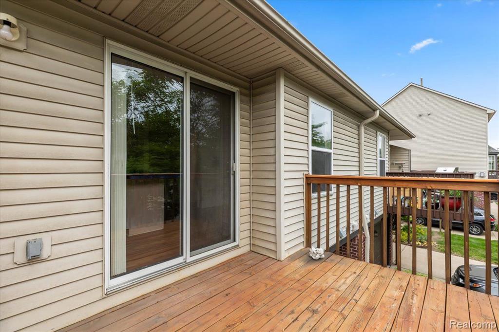 6680 CENTRAL CITY Parkway, Westland, MI — Photo 18