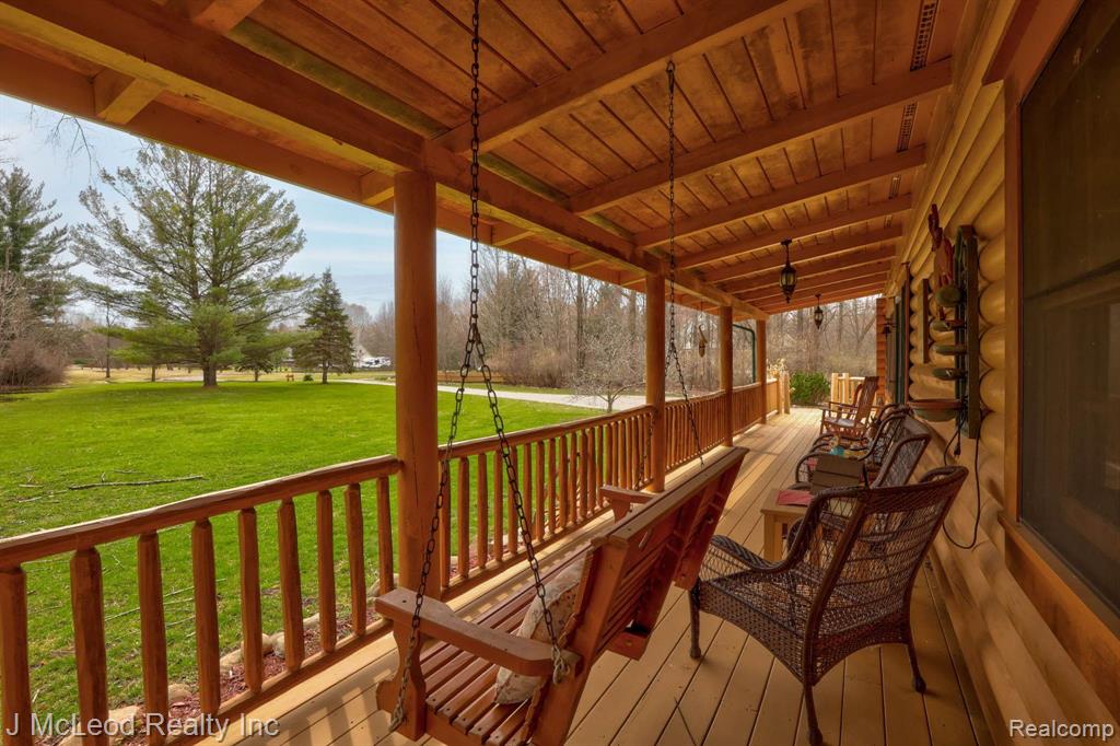 6939 TWIN CREEK Drive, Millington, MI 48746 — Photo 8