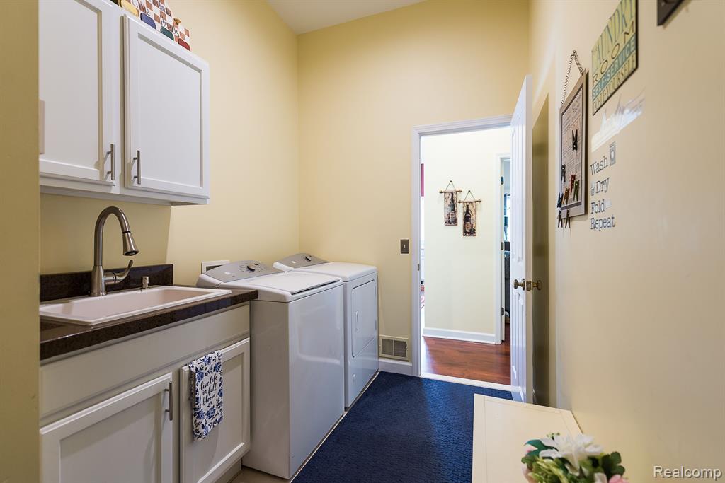9730 TIOGA Trail N, Pinckney, MI 48169 — Photo 19