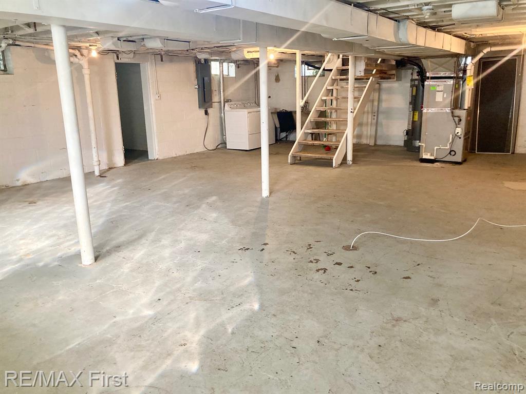 421 E Farnum Avenue, Royal Oak, MI 48067 — Photo 18