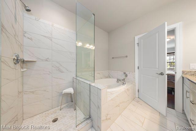 42897 CARDINAL Way, Novi, MI — Photo 10