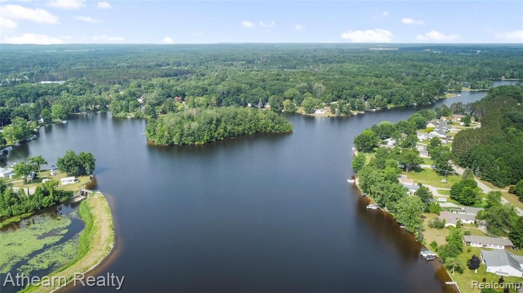 6600 W Shore Drive, Weidman, MI 48893 — Photo 14