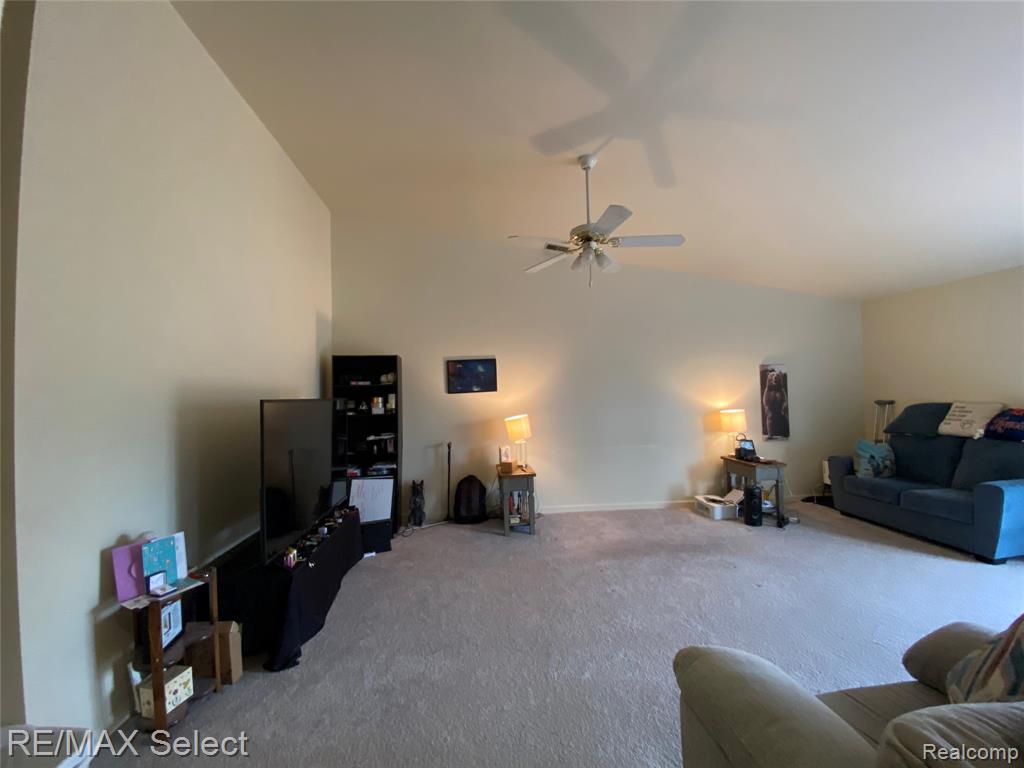 5024 Harbor Oak Drive, Waterford, MI 48329 — Photo 15