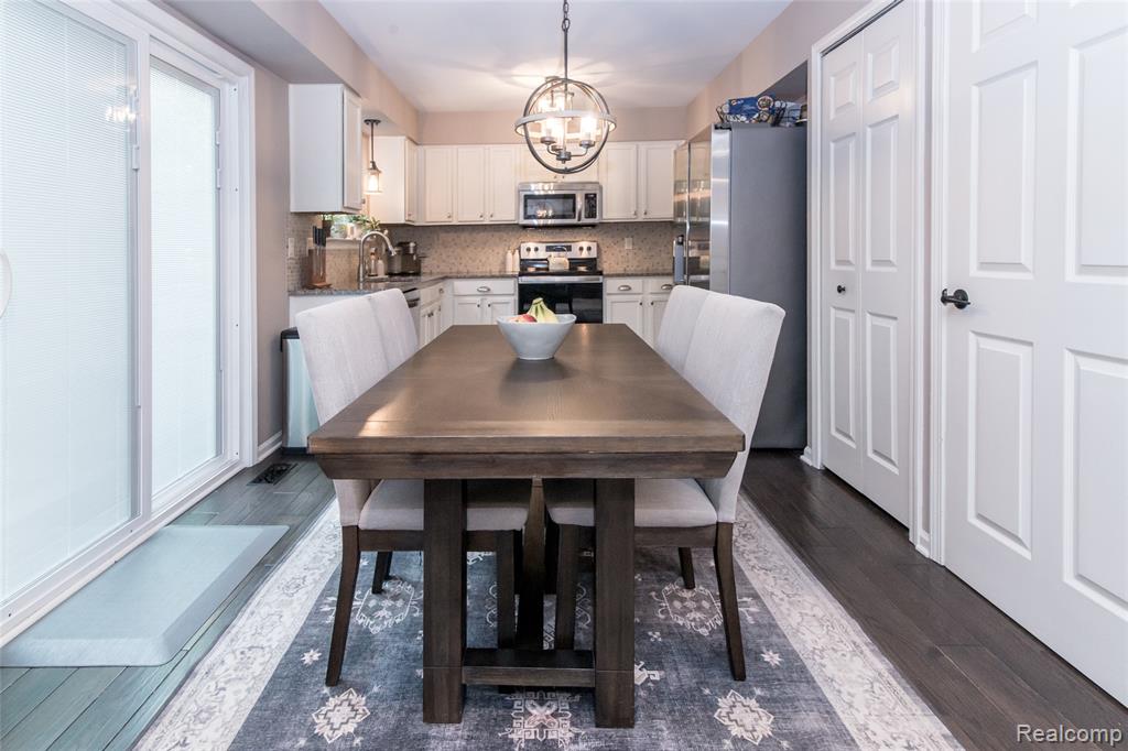 45234 Prestbury Road, Canton, MI 48187 — Photo 18