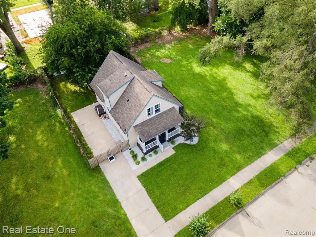 21063 WOODSIDE Avenue, Ferndale, MI 48220 — Photo 31