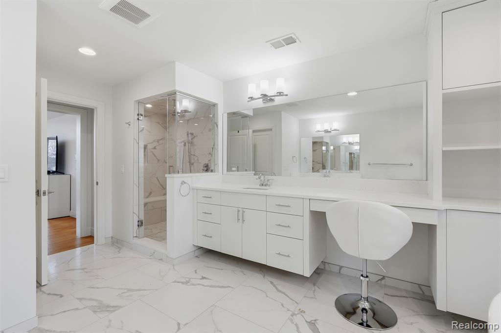345 Dalebrook Lane, Bloomfield Hills, MI 48301 — Photo 43