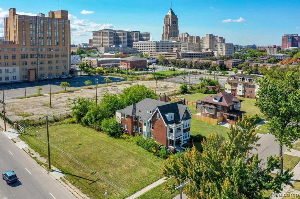 100 Chandler Street, Detroit, MI 48202 — Photo 4