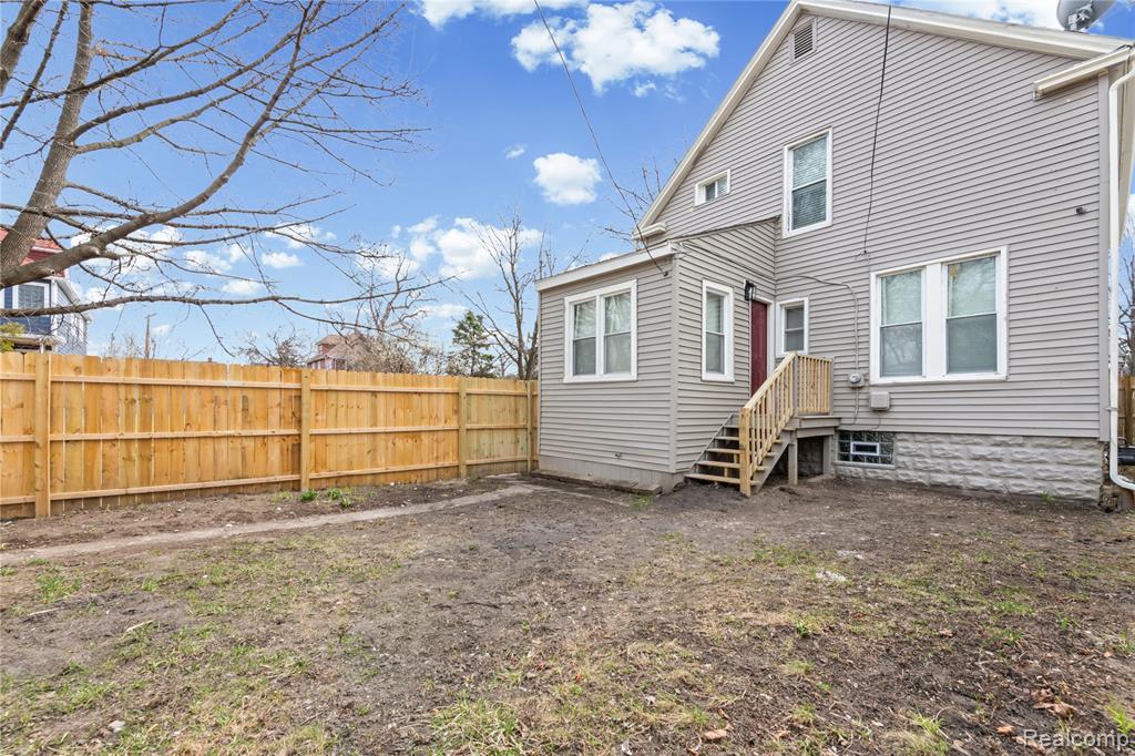 8103 E Canfield Street, Detroit, MI 48214 — Photo 6